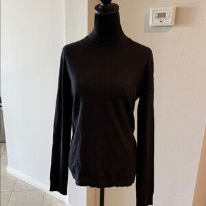 Classic Black Long Sleeve Women's Top